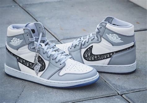 aj dior shoes